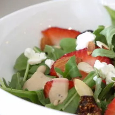 Strawberry Fig Salad w/Creamy Balsamic Poppy Seed Dressing