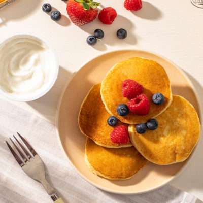 fluffy vanilla pancakes