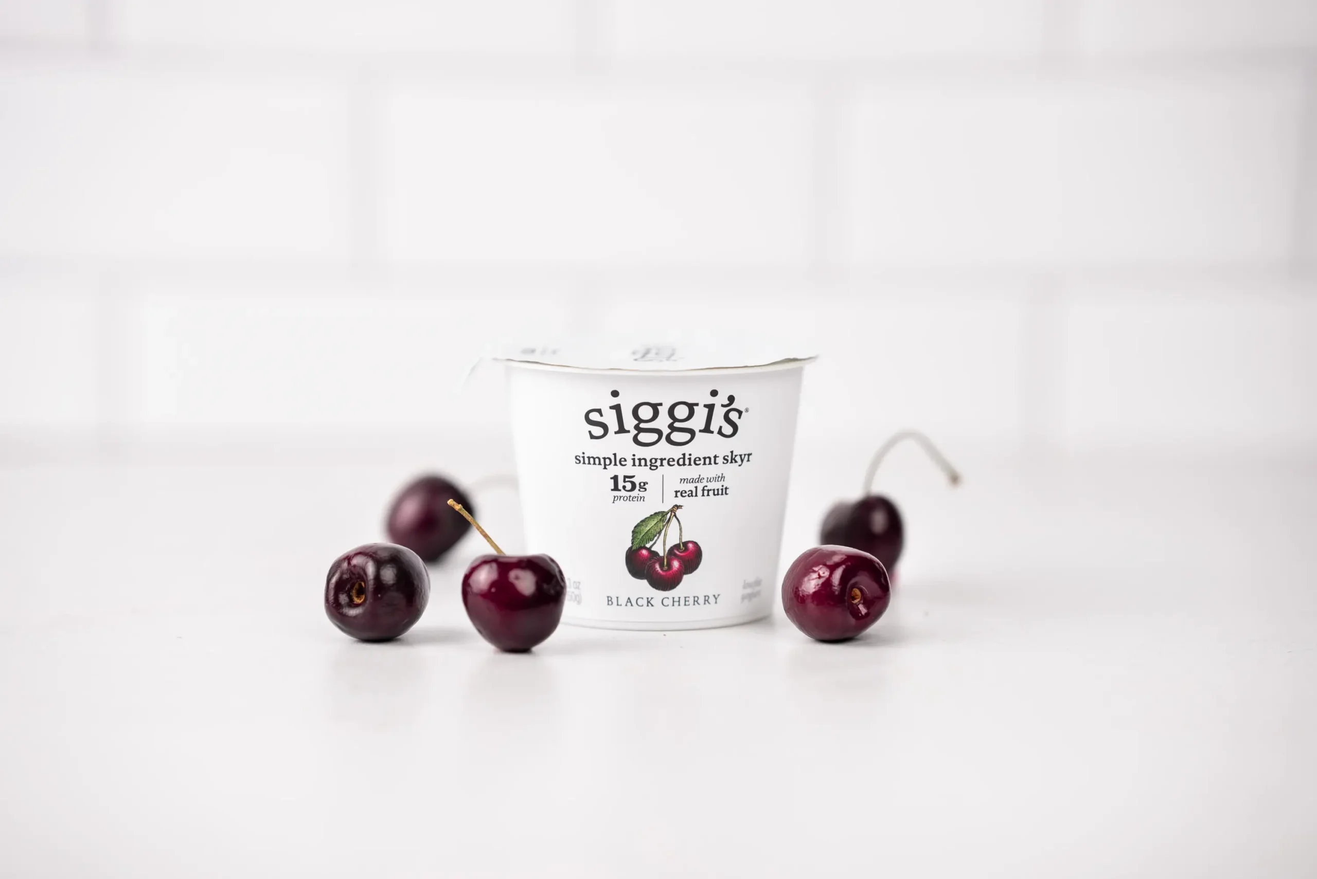 siggi's black cherry lowfat skyr