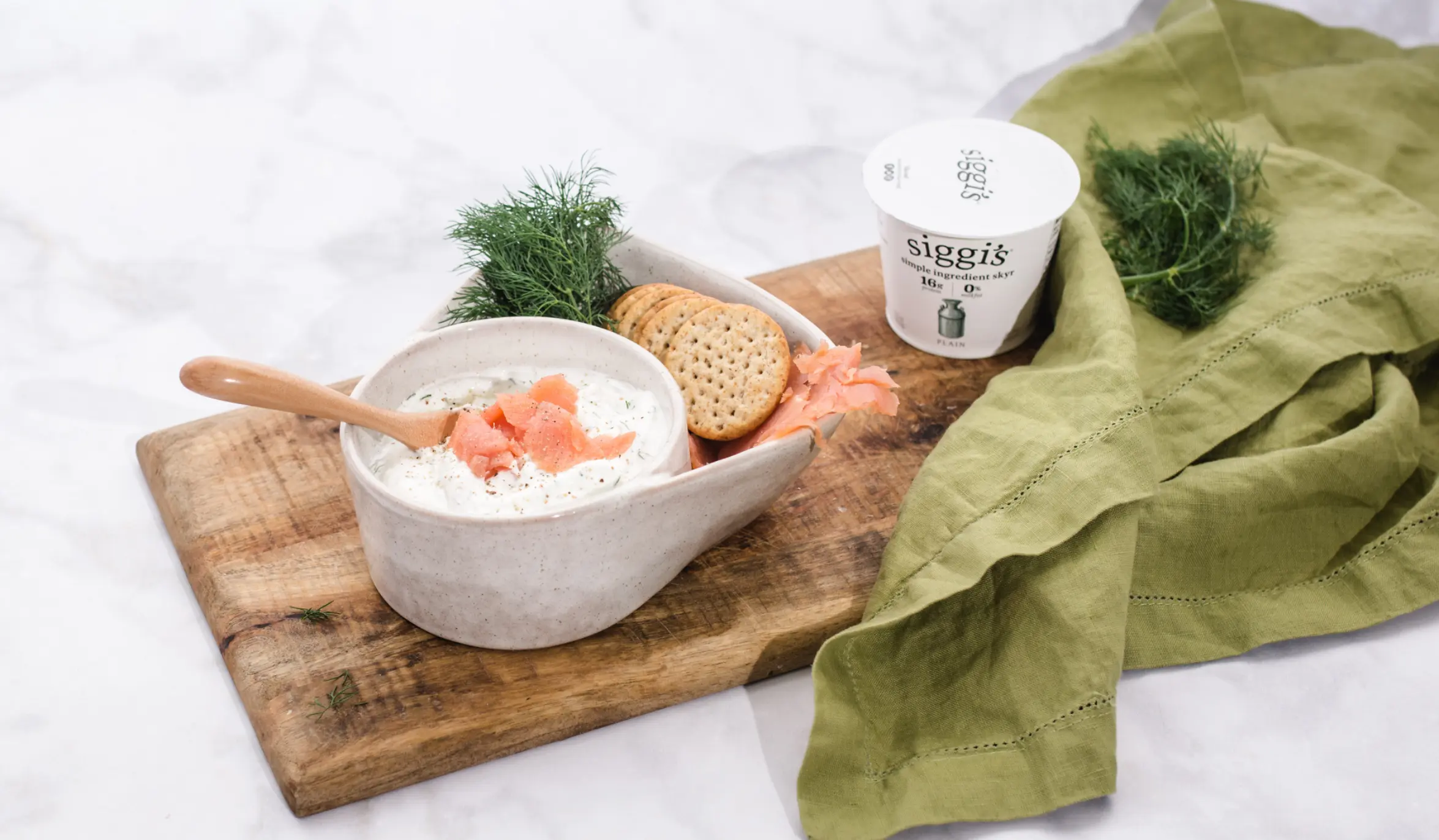 smoked salmon & dill bowl