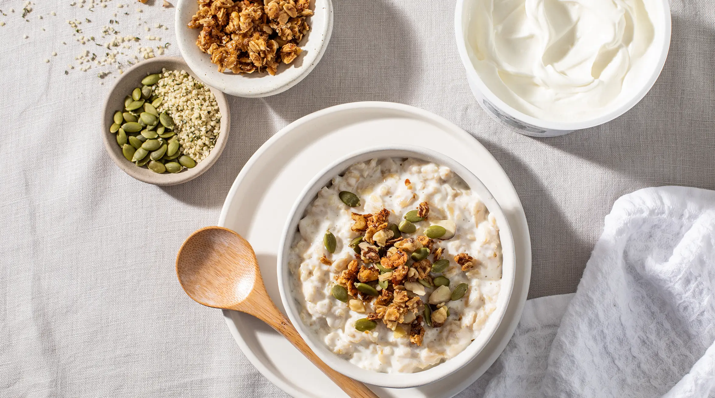 hot oat meal with yogurt