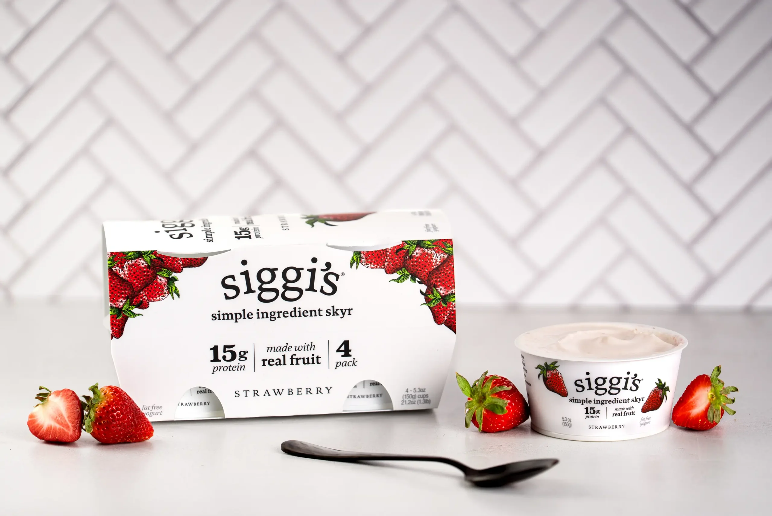 siggi's strawberry skyr multipack with cup and fruit